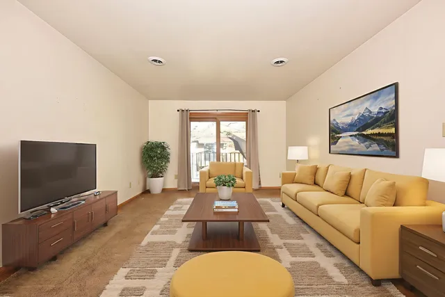 $179,900 | W170N11583 Armada Drive, Unit 16, Germantown, WI 53022