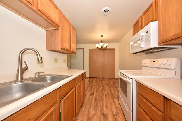 $179,900 | W170N11583 Armada Drive, Unit 16, Germantown, WI 53022