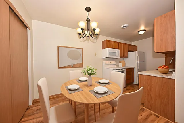 $179,900 | W170N11583 Armada Drive, Unit 16, Germantown, WI 53022