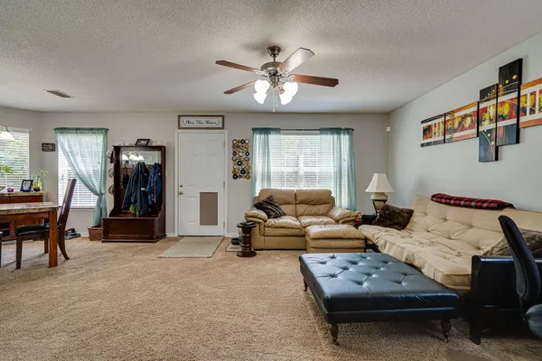 $1,750 | 412 Plate Drive, Crestview, FL 32539