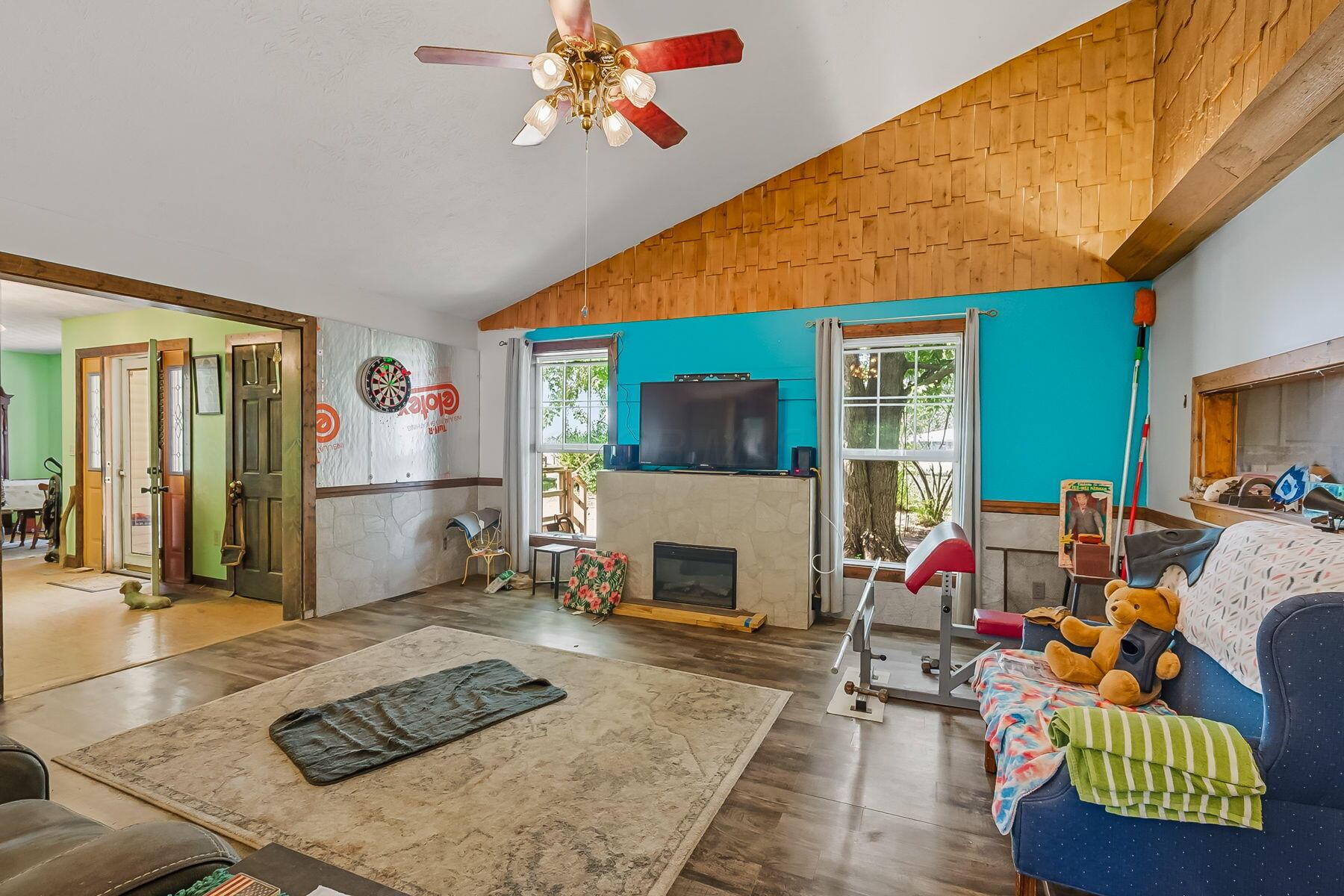 2802-2838 Cheshire Road Delaware, OH 43015 - Photo 27 of 66 Living Room