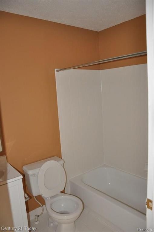 22150 Cape Cod Way, Unit 24 Farmington, MI 48336 - Photo 15 of 20