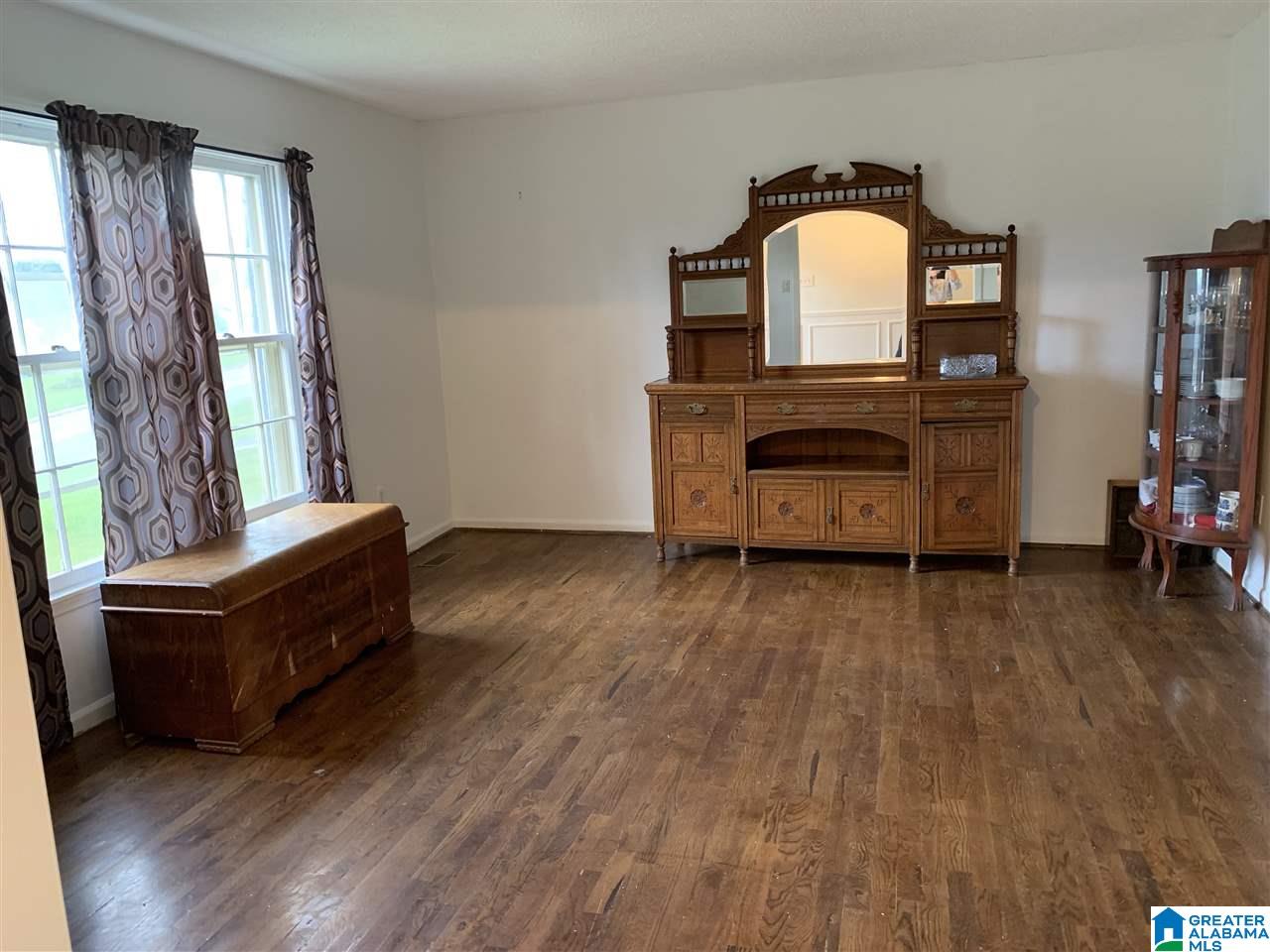 634 Crosscreek Trail Pelham, AL 35124 - Photo 2 of 5