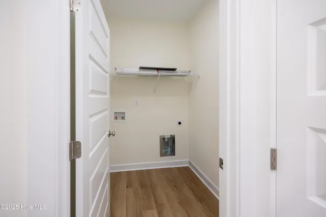 $357,500 | 101 Deer View Lane, Clinton, NC 28328