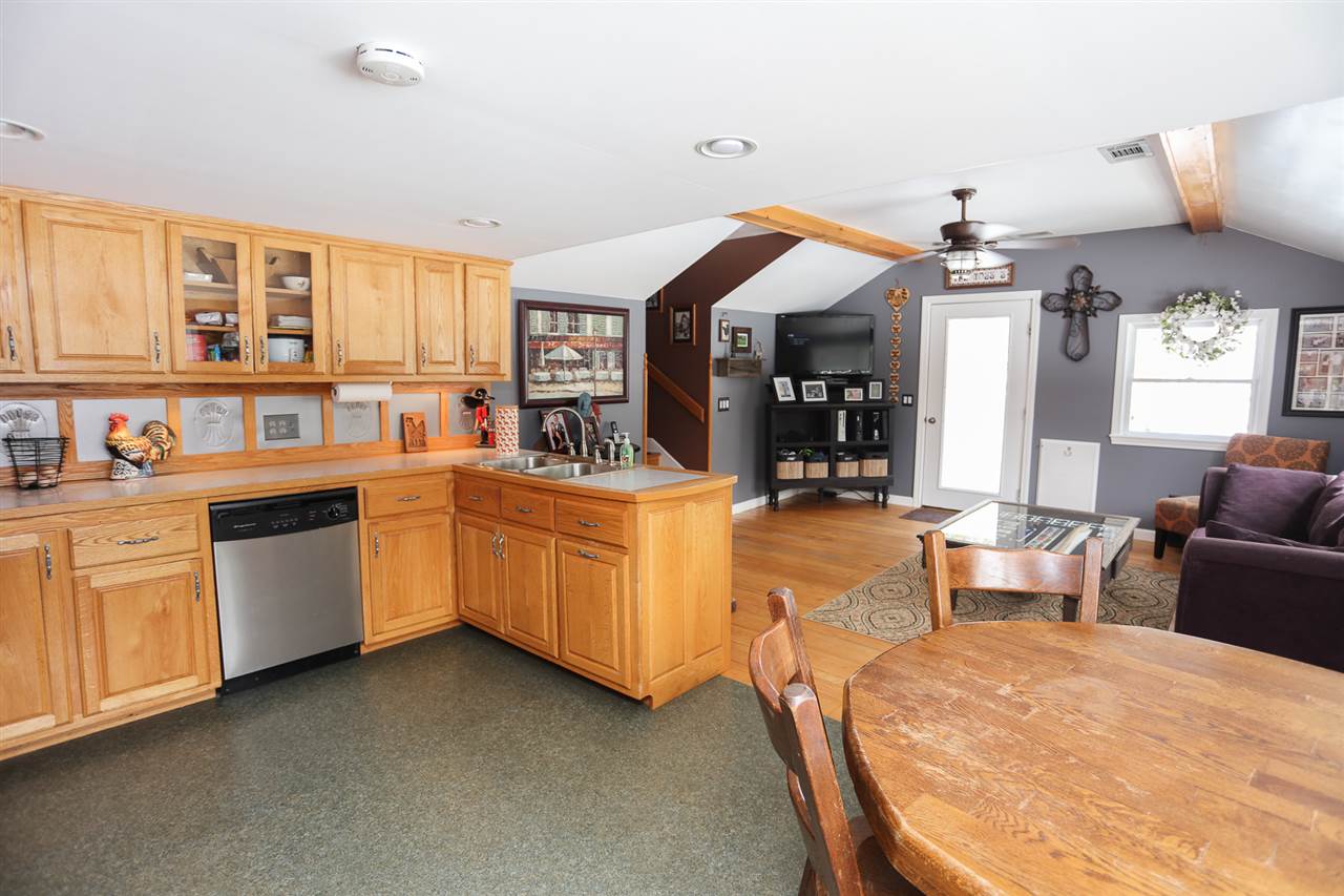 402 County Road Bradford, NH 03221 - Photo 2 of 27