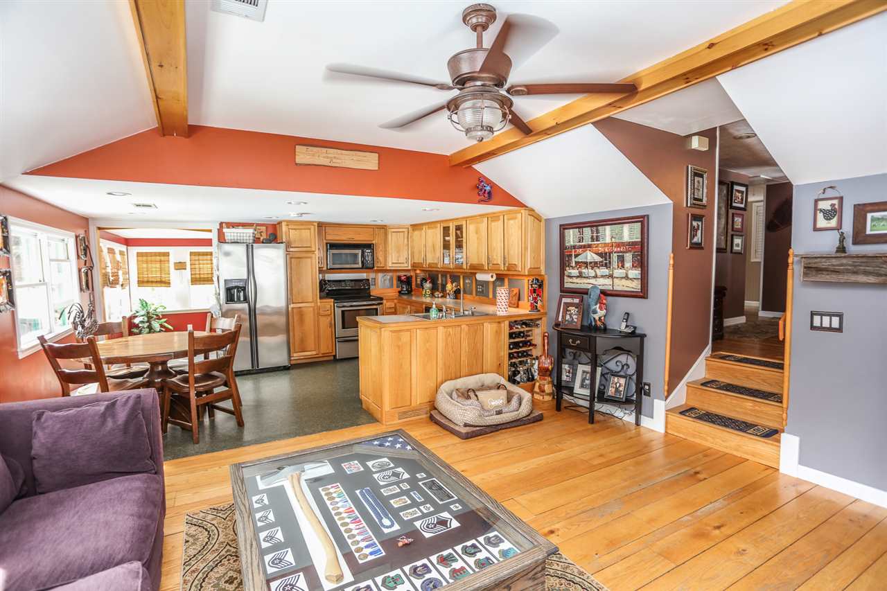 402 County Road Bradford, NH 03221 - Photo 5 of 27