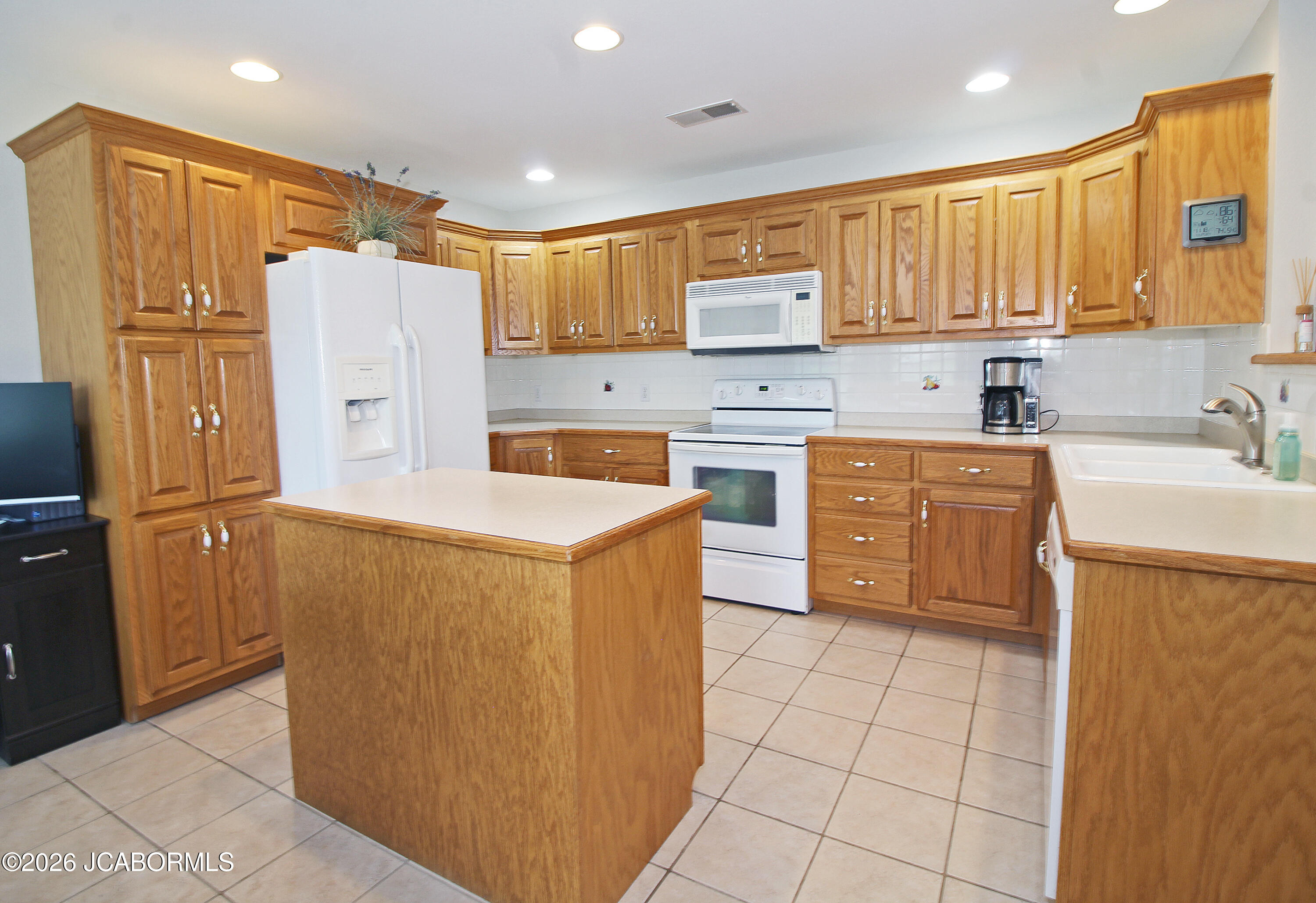 135 Spring Avenue Holts Summit, MO 65043 - Photo 7 of 21