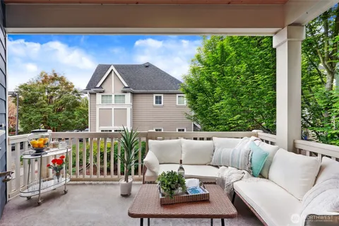 $850,000 | 5960 31st Avenue Southwest, Seattle, WA 98126