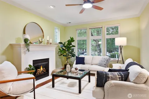 $850,000 | 5960 31st Avenue Southwest, Seattle, WA 98126