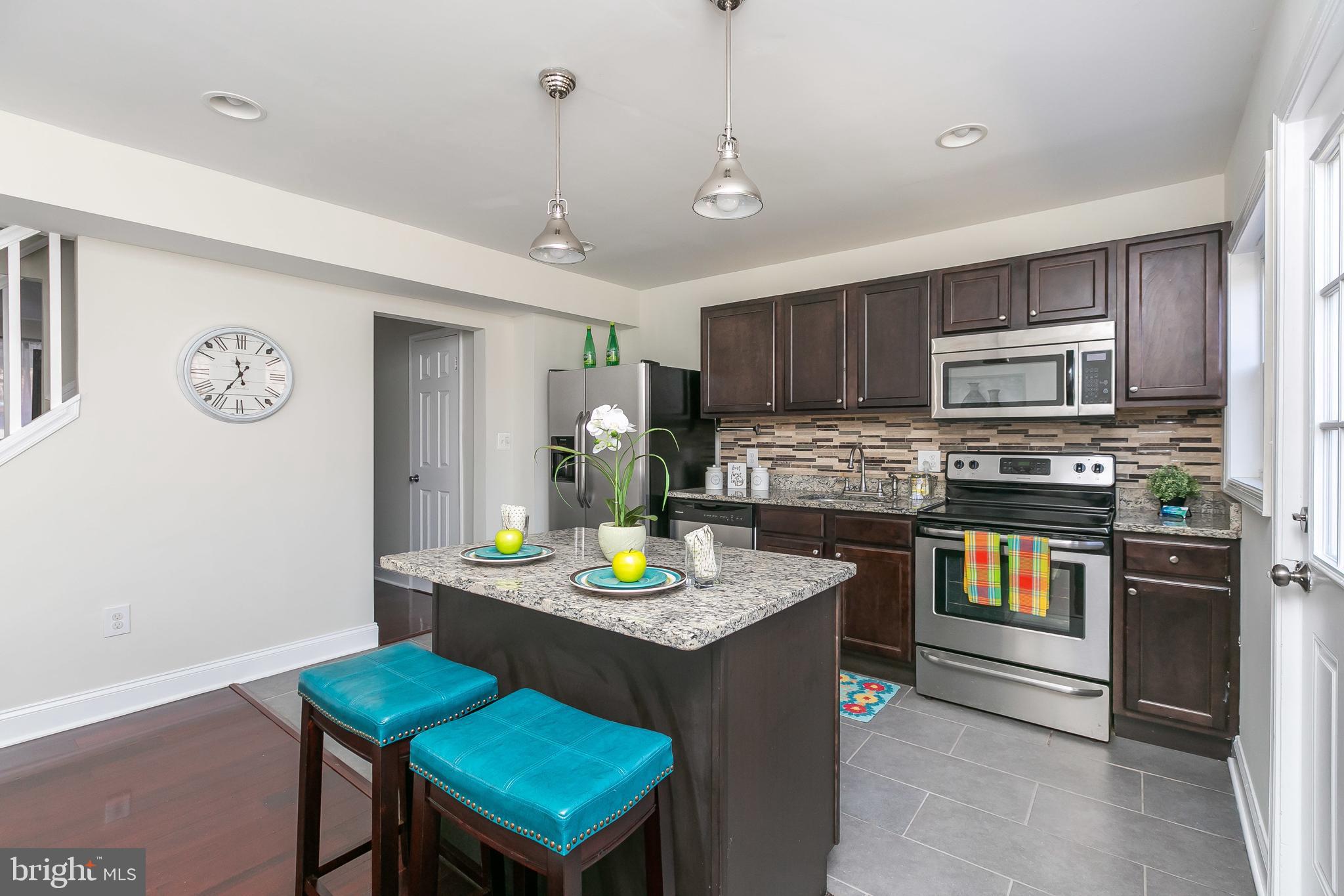 3202 Dorithan Road Baltimore, MD 21215 - Photo 12 of 36 Space to Move Around, while Prepping a Meal!