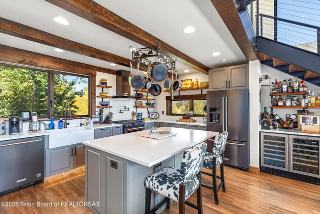 $3,950,000 | 399 Granite Rdg Drive, Alpine, WY 83128