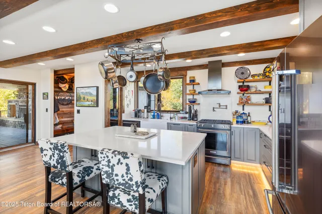 $3,950,000 | 399 Granite Rdg Drive, Alpine, WY 83128