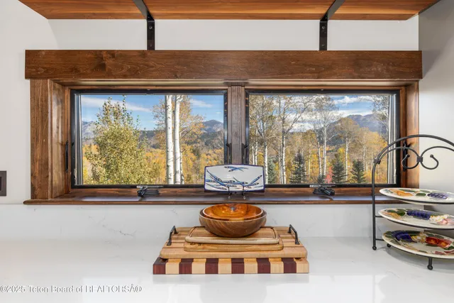 $3,950,000 | 399 Granite Rdg Drive, Alpine, WY 83128