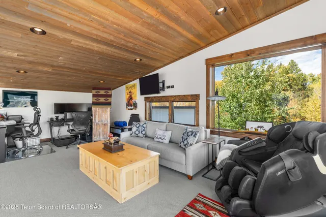 $3,950,000 | 399 Granite Rdg Drive, Alpine, WY 83128
