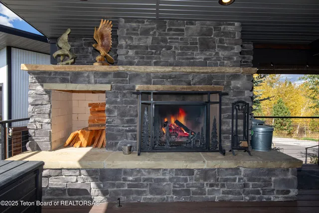 $3,950,000 | 399 Granite Rdg Drive, Alpine, WY 83128