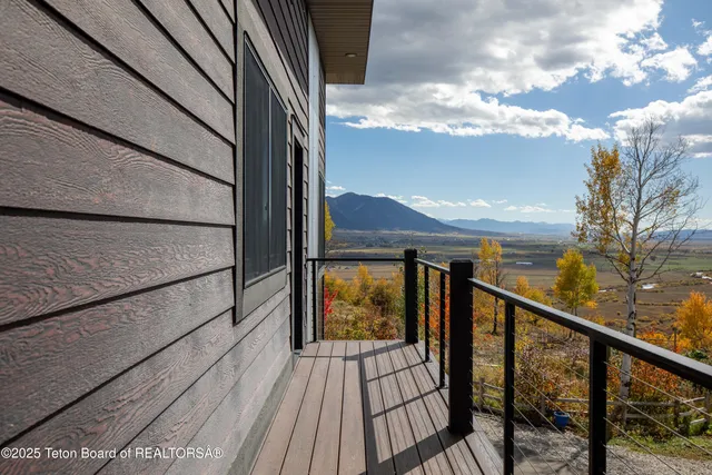 $3,950,000 | 399 Granite Rdg Drive, Alpine, WY 83128