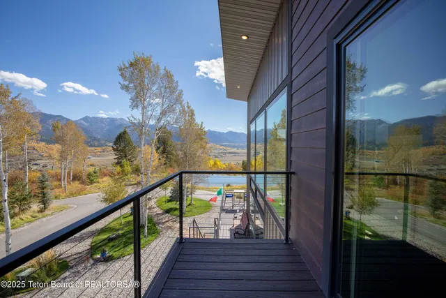 $3,950,000 | 399 Granite Rdg Drive, Alpine, WY 83128