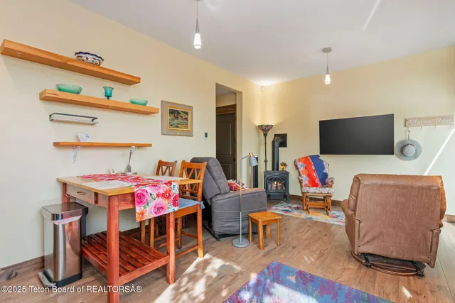 $3,950,000 | 399 Granite Rdg Drive, Alpine, WY 83128