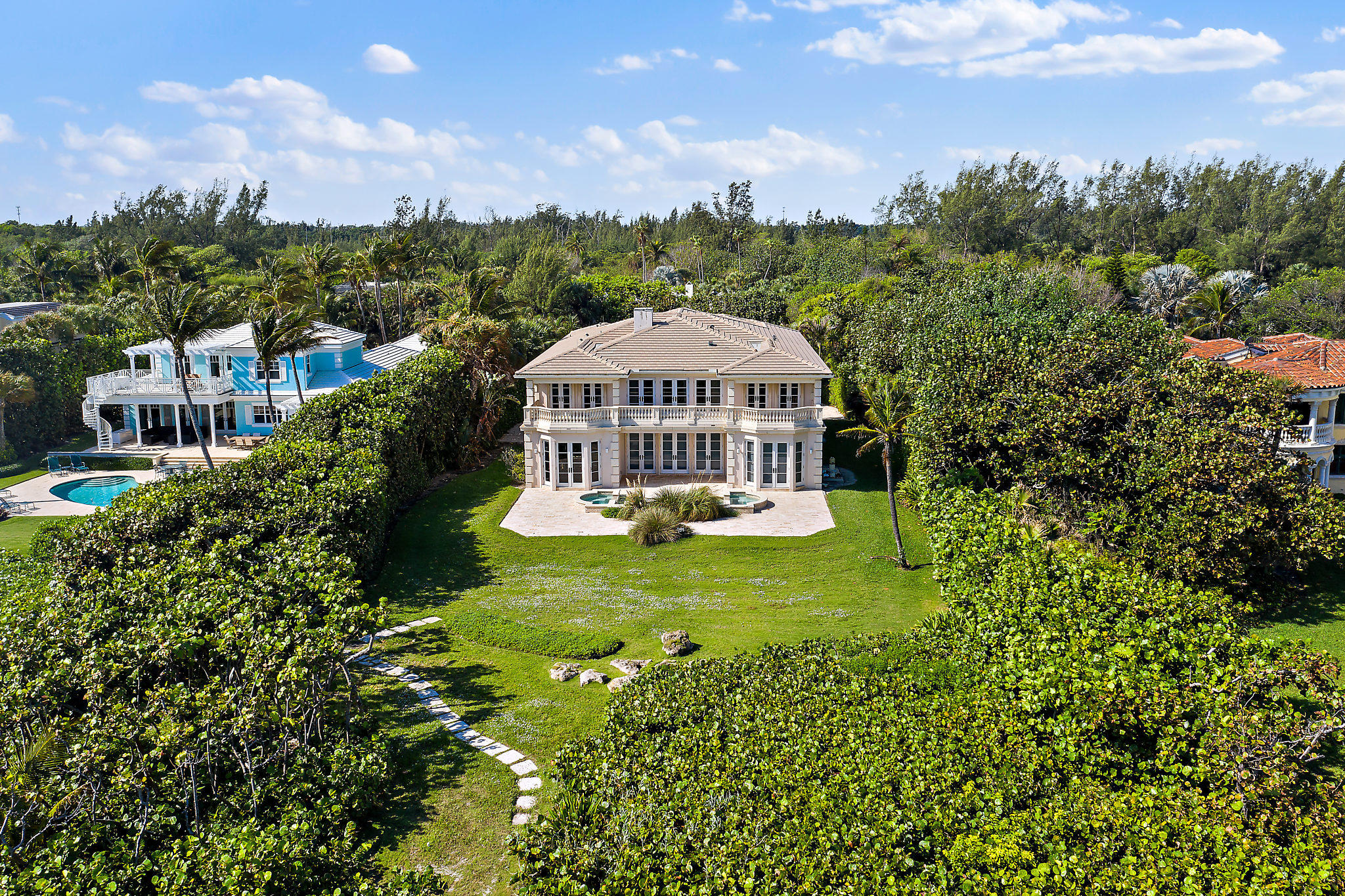 19 North Beach Road Hobe Sound, FL 33455 - Photo 3 of 75 Aerial looking W