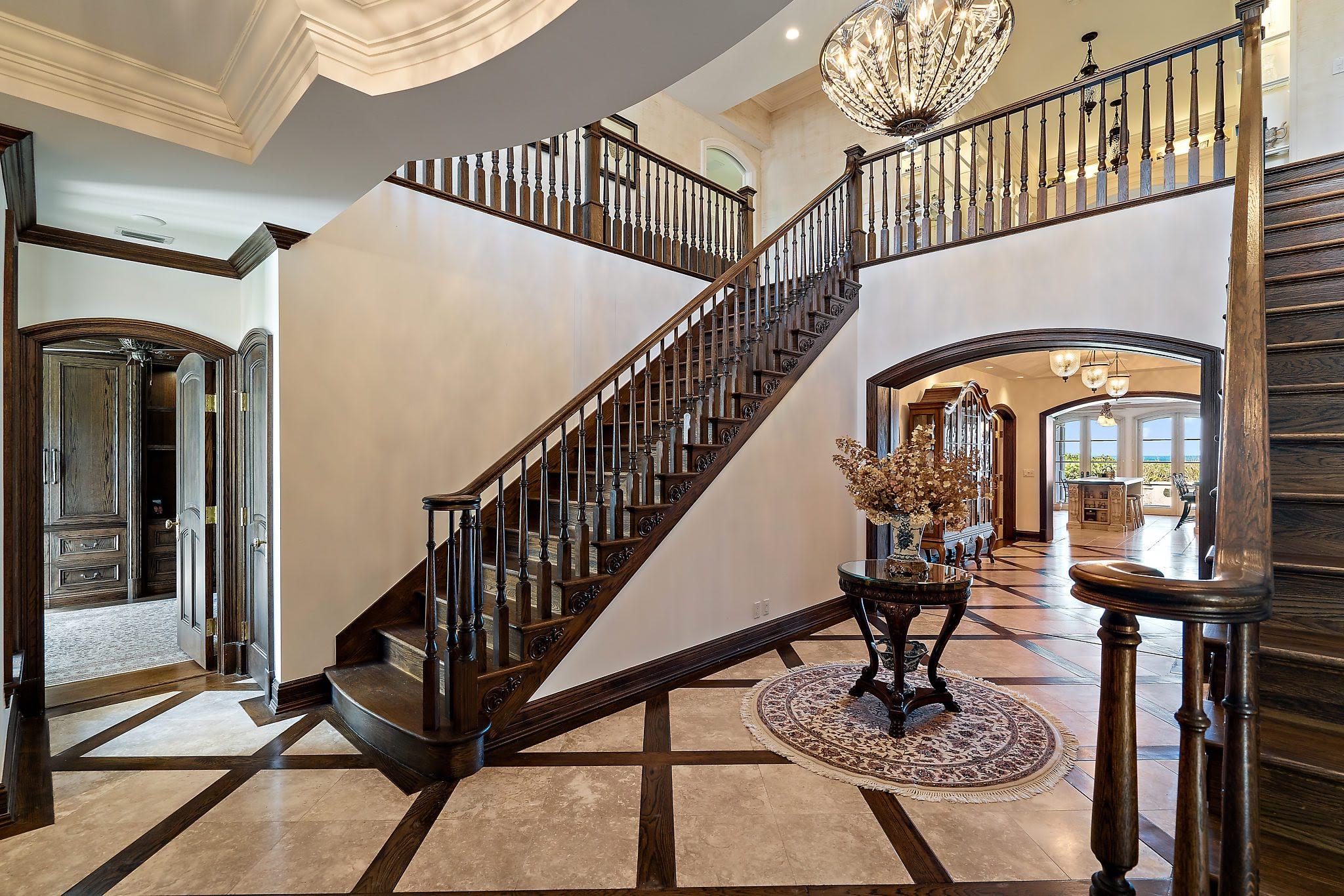 19 North Beach Road Hobe Sound, FL 33455 - Photo 10 of 75 Foyer