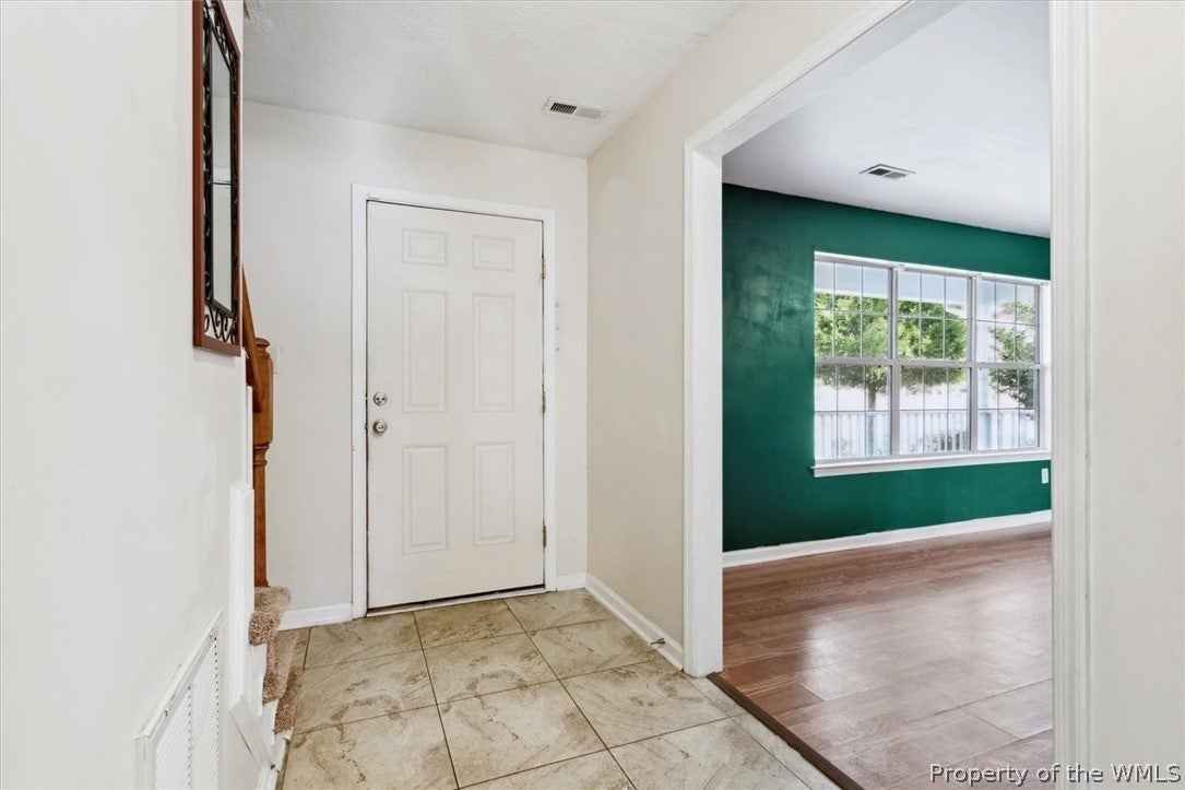 820 Goosley Road Yorktown, VA 23690 - Photo 15 of 30 Gallery Image 15