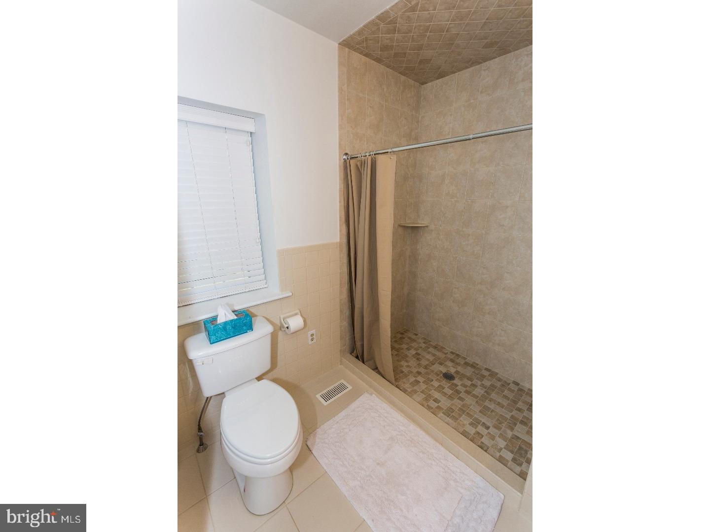 1061 Wagon Road Blue Bell, PA 19422 - Photo 9 of 24 Bathroom