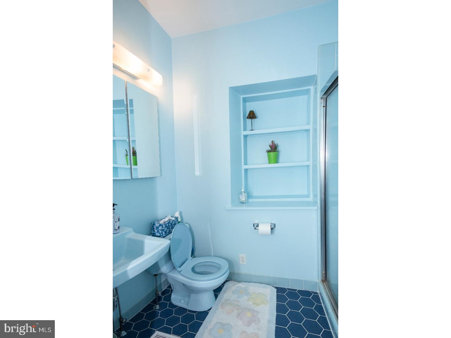 1061 Wagon Road Blue Bell, PA 19422 - Photo 10 of 24 Bathroom