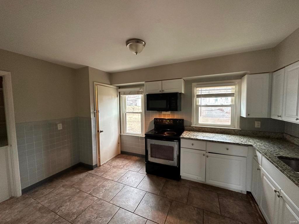 813 Hutton Place St. Louis, MO 63135 - Photo 4 of 13