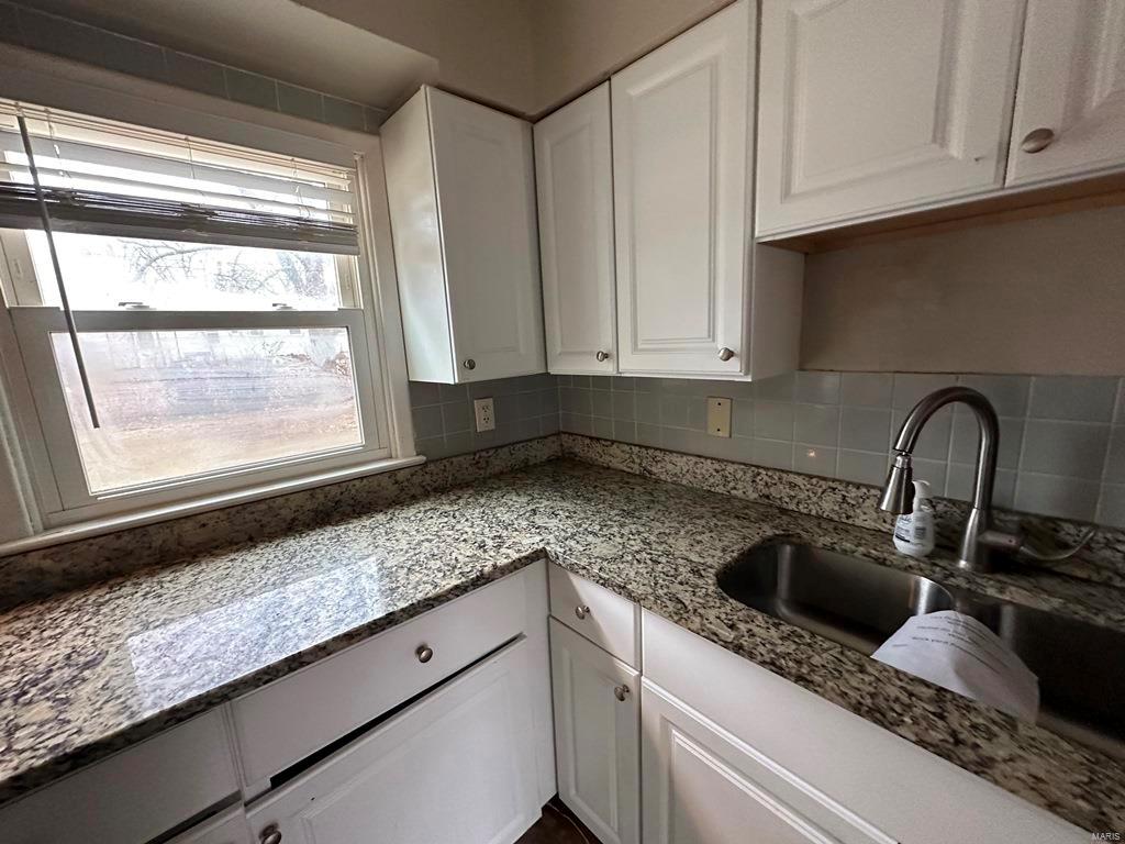 813 Hutton Place St. Louis, MO 63135 - Photo 6 of 13