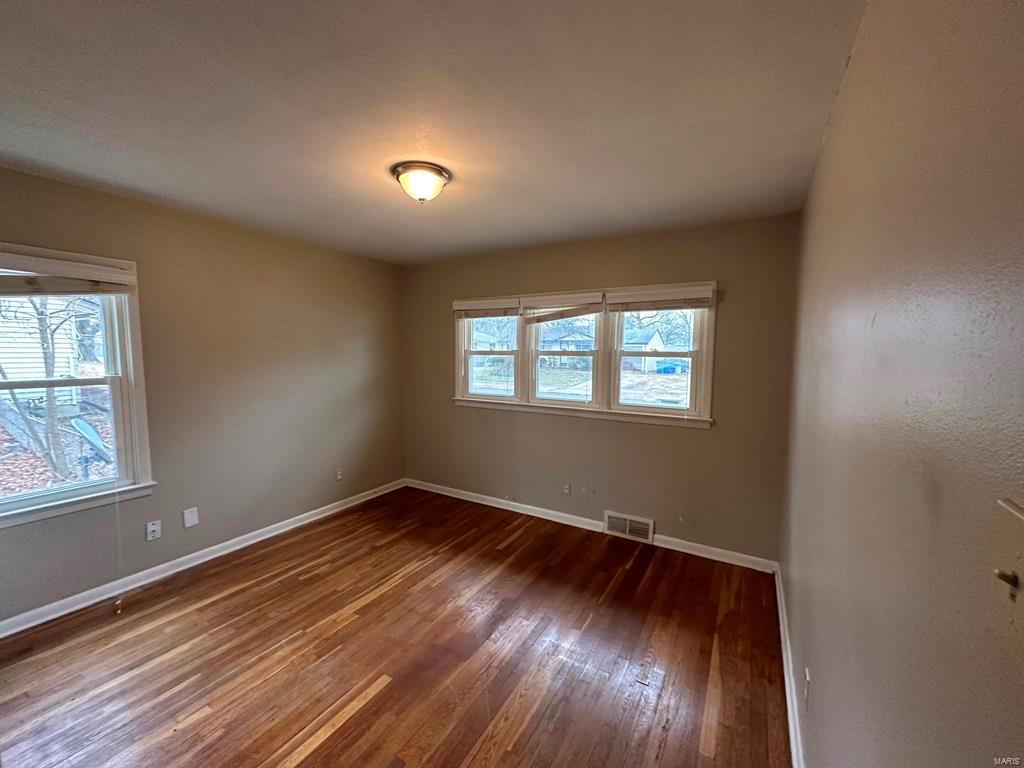 813 Hutton Place St. Louis, MO 63135 - Photo 9 of 13