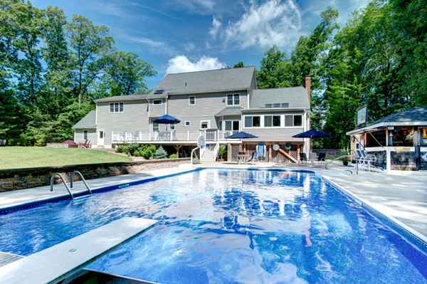 6 Stonebridge Road Auburn, MA 01501 - Photo 3 of 30 Gallery Image 3
