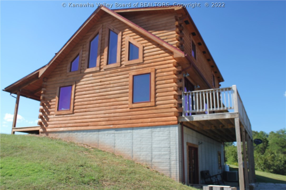 618 Sycamore Drive Ripley, WV 25271 - Photo 4 of 29 Gallery Image 4