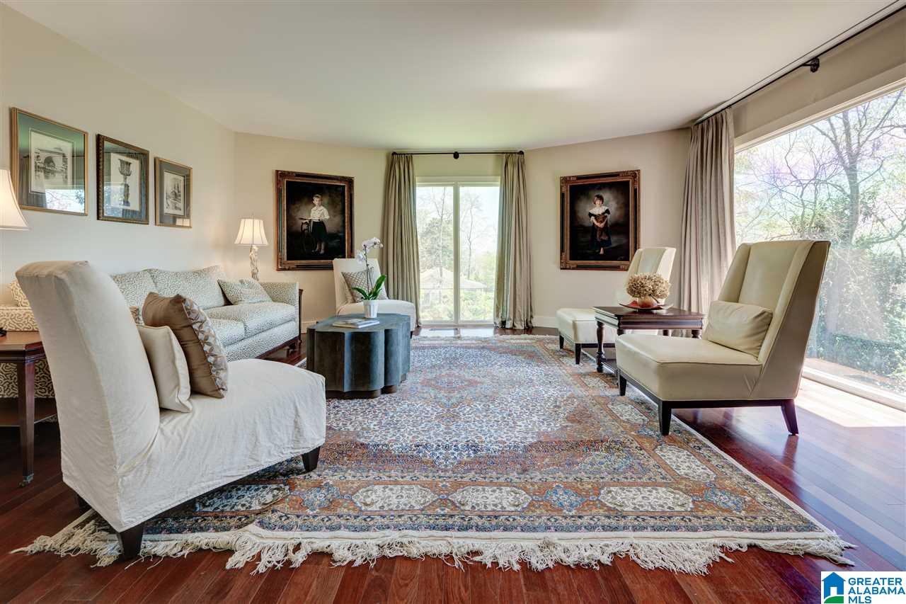 3344 Woodridge Road North Birmingham, AL 35223 - Photo 4 of 50