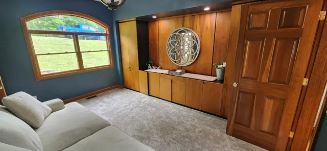 $674,900 | 1753 East Cove Circle, Lawrenceburg, IN 47025