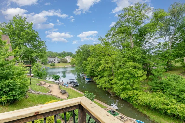 $674,900 | 1753 East Cove Circle, Lawrenceburg, IN 47025