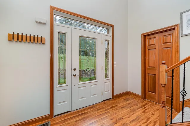 $674,900 | 1753 East Cove Circle, Lawrenceburg, IN 47025