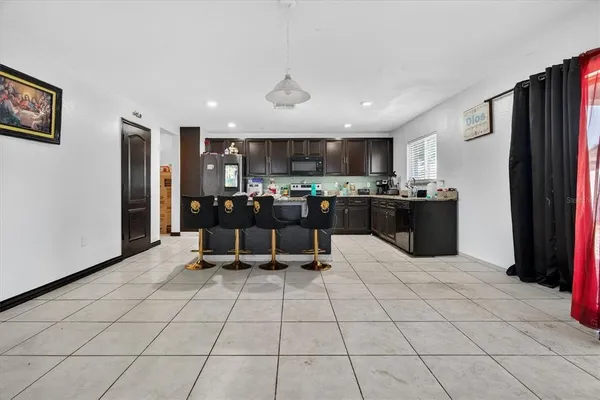 $300,000 | 2133 Ficus Street, Mascotte, FL 34753