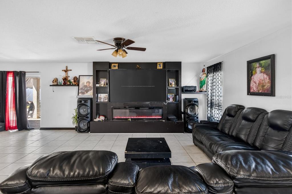 2133 Ficus Street Mascotte, FL 34753 - Photo 6 of 33