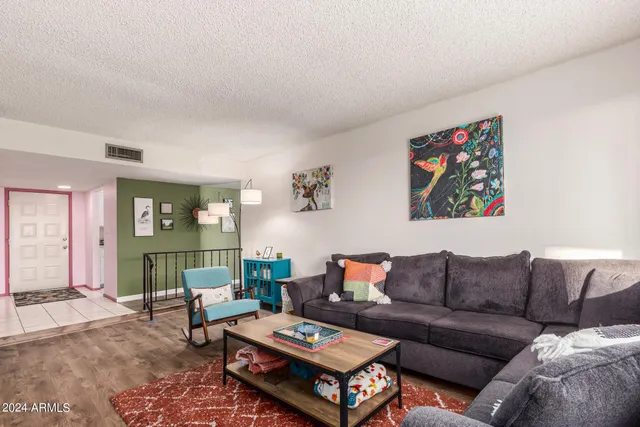 $269,000 | 3017 West Hearn Road, Phoenix, AZ 85053