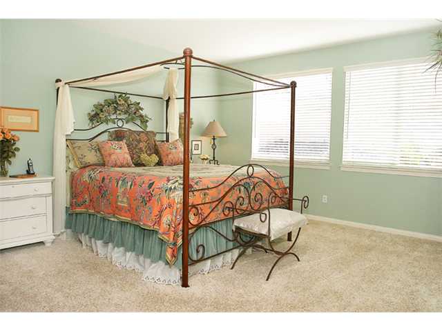 1230 Mariposa Road Carlsbad, CA 92011 - Photo 18 of 25