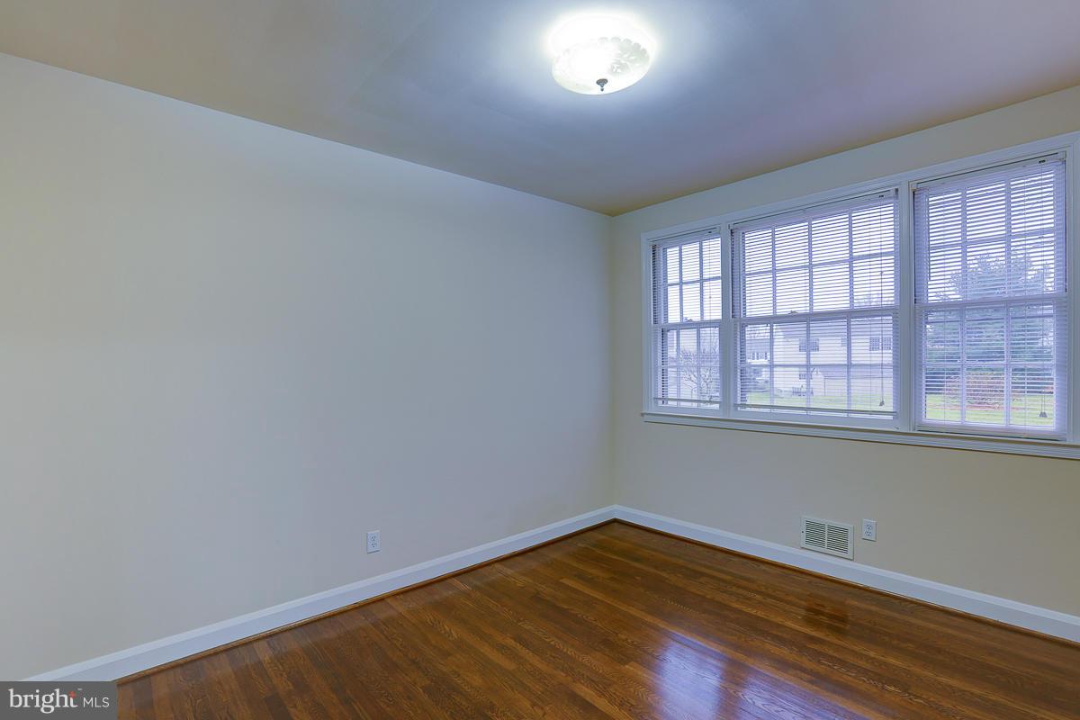 4021 Klausmier Road Baltimore, MD 21236 - Photo 7 of 29 Bedroom
