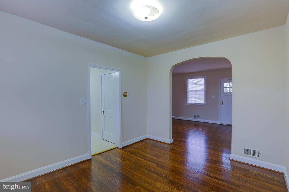 4021 Klausmier Road Baltimore, MD 21236 - Photo 9 of 29 Family Room