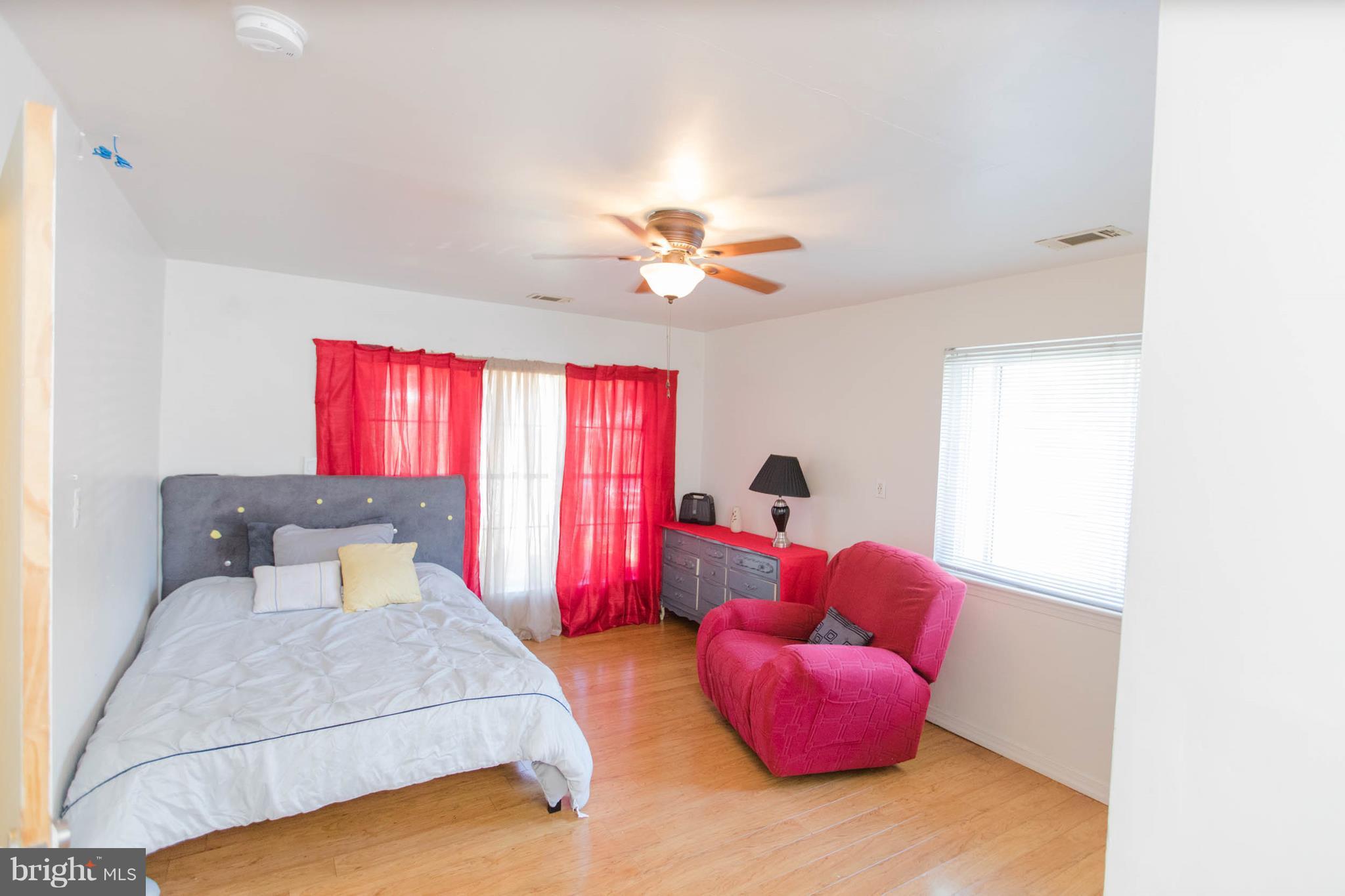 5005 Henderson Road Temple Hills, MD 20748 - Photo 14 of 22 Bedroom