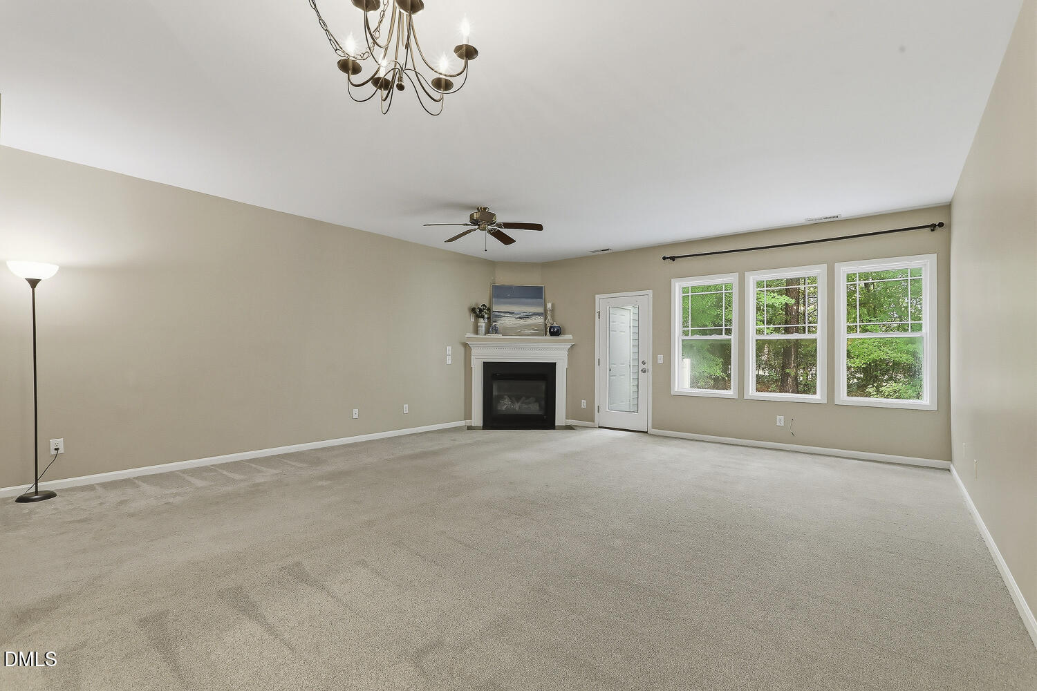 2506 Bryarton Village Way Raleigh, NC 27606 - Photo 11 of 36 016