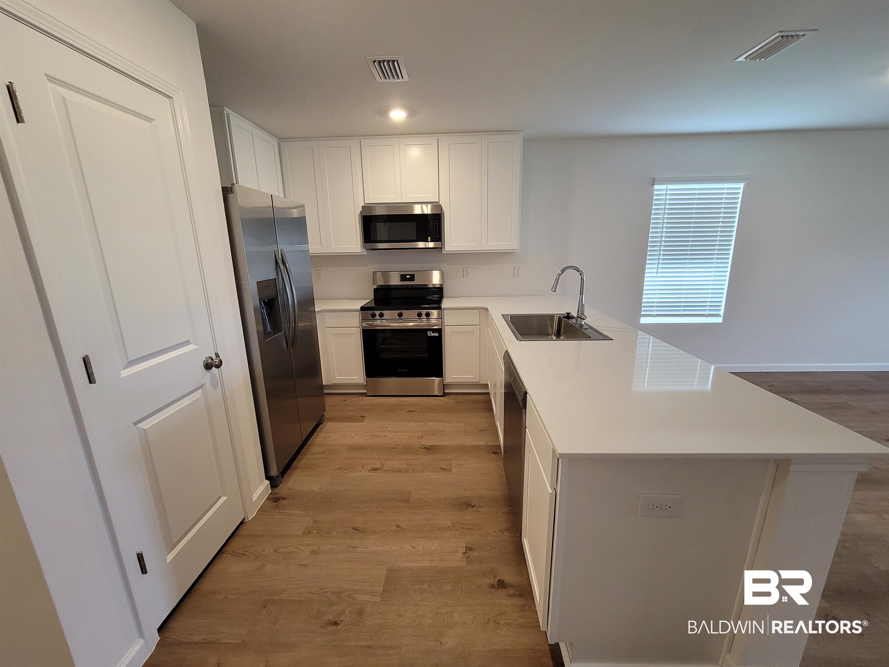 15417 Furlong Loop Foley, AL 36535 - Photo 5 of 17