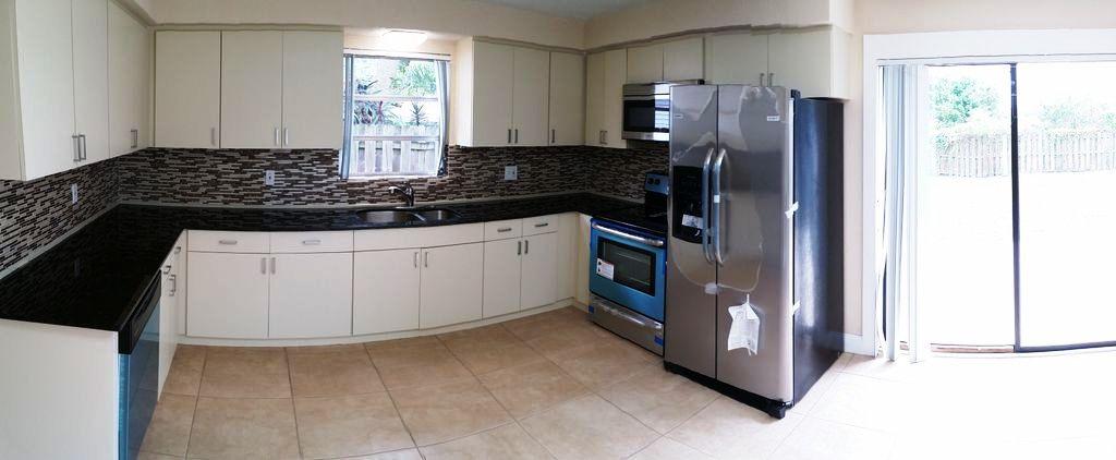 5294 Cleveland Road Delray Beach, FL 33484 - Photo 4 of 10 Gourmet Kitchen and Eating Area