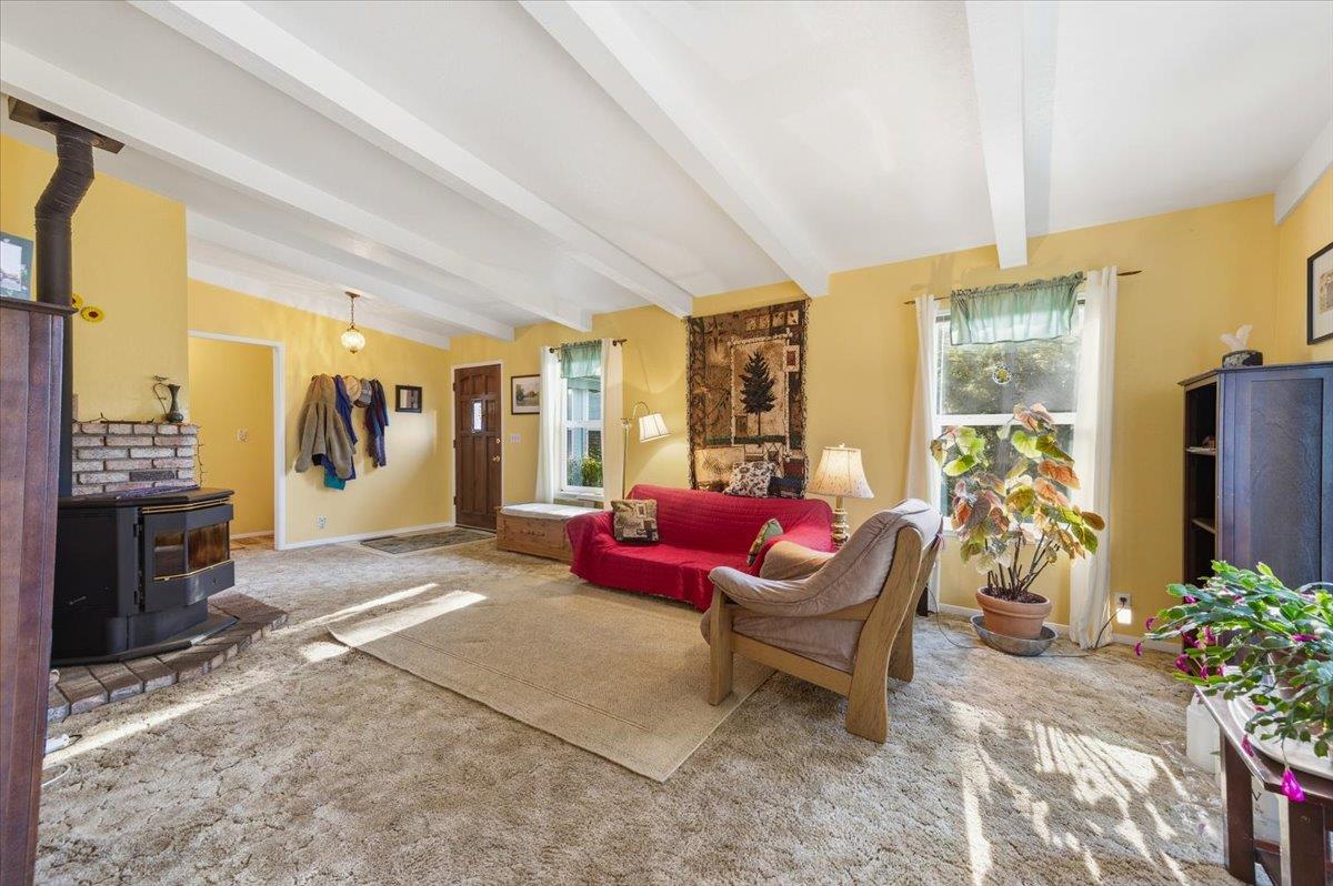 15495 Nancy Way Grass Valley, CA 95949 - Photo 3 of 34