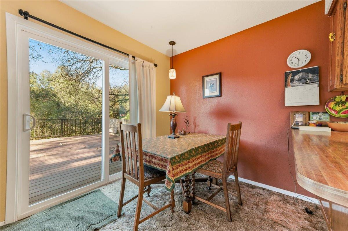 15495 Nancy Way Grass Valley, CA 95949 - Photo 9 of 34