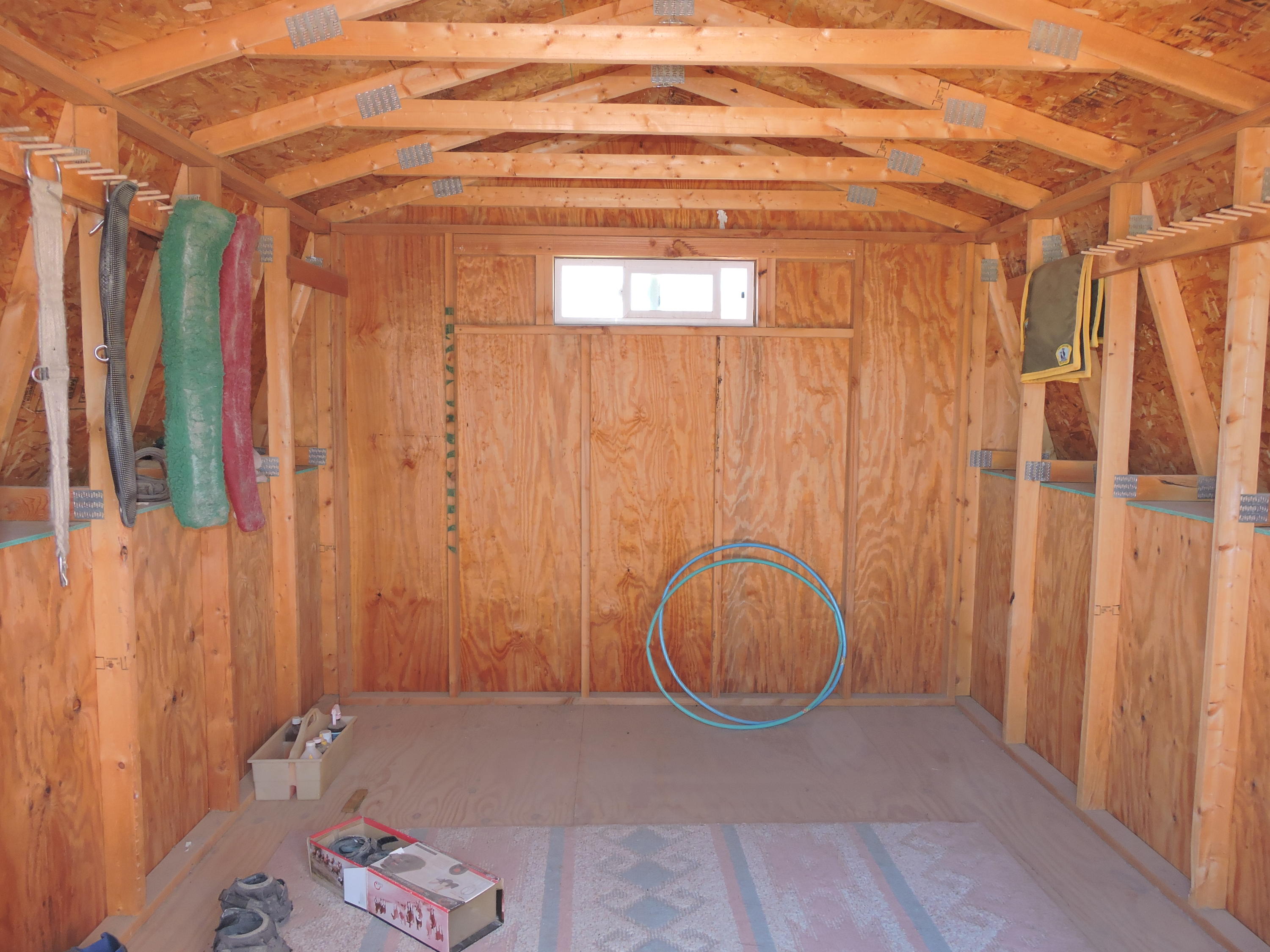 63533 Wagon Wheel Road Joshua Tree, CA 92252 - Photo 39 of 62 a view of a small space