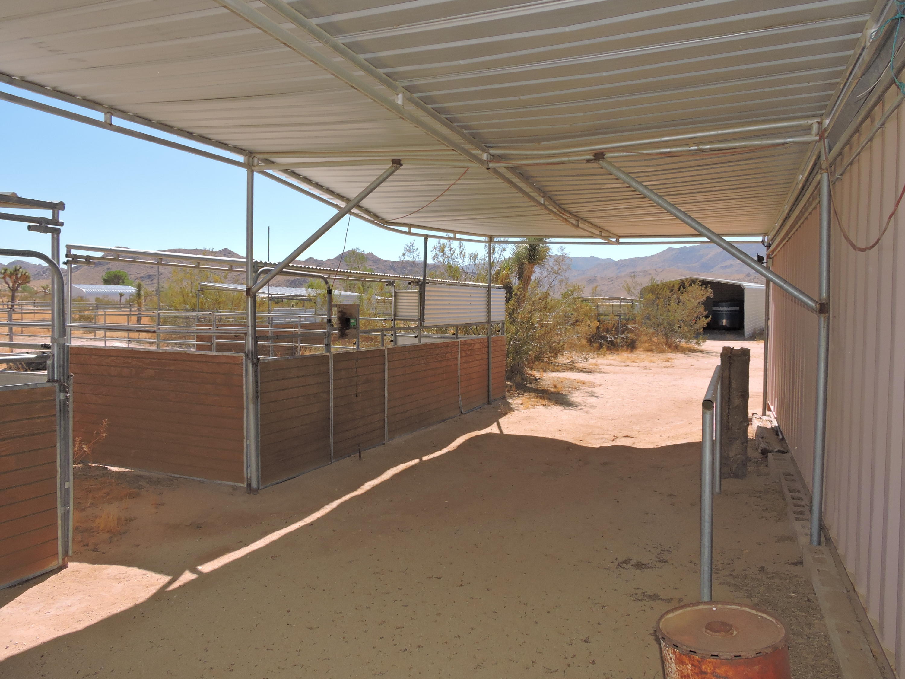 63533 Wagon Wheel Road Joshua Tree, CA 92252 - Photo 44 of 62 a view of a porch